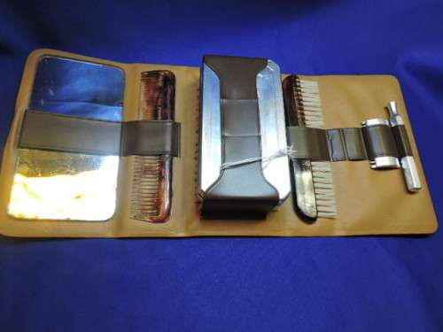 Vintage Mens Travel Grooming Set